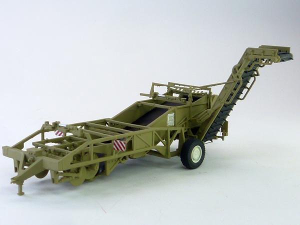 Kartoffelrodelader Fortschritt E682 siena Arbeitsstellung 1/32